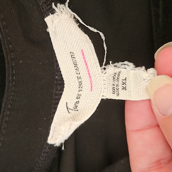 Vince Camuto Top - Picture 2 of 2